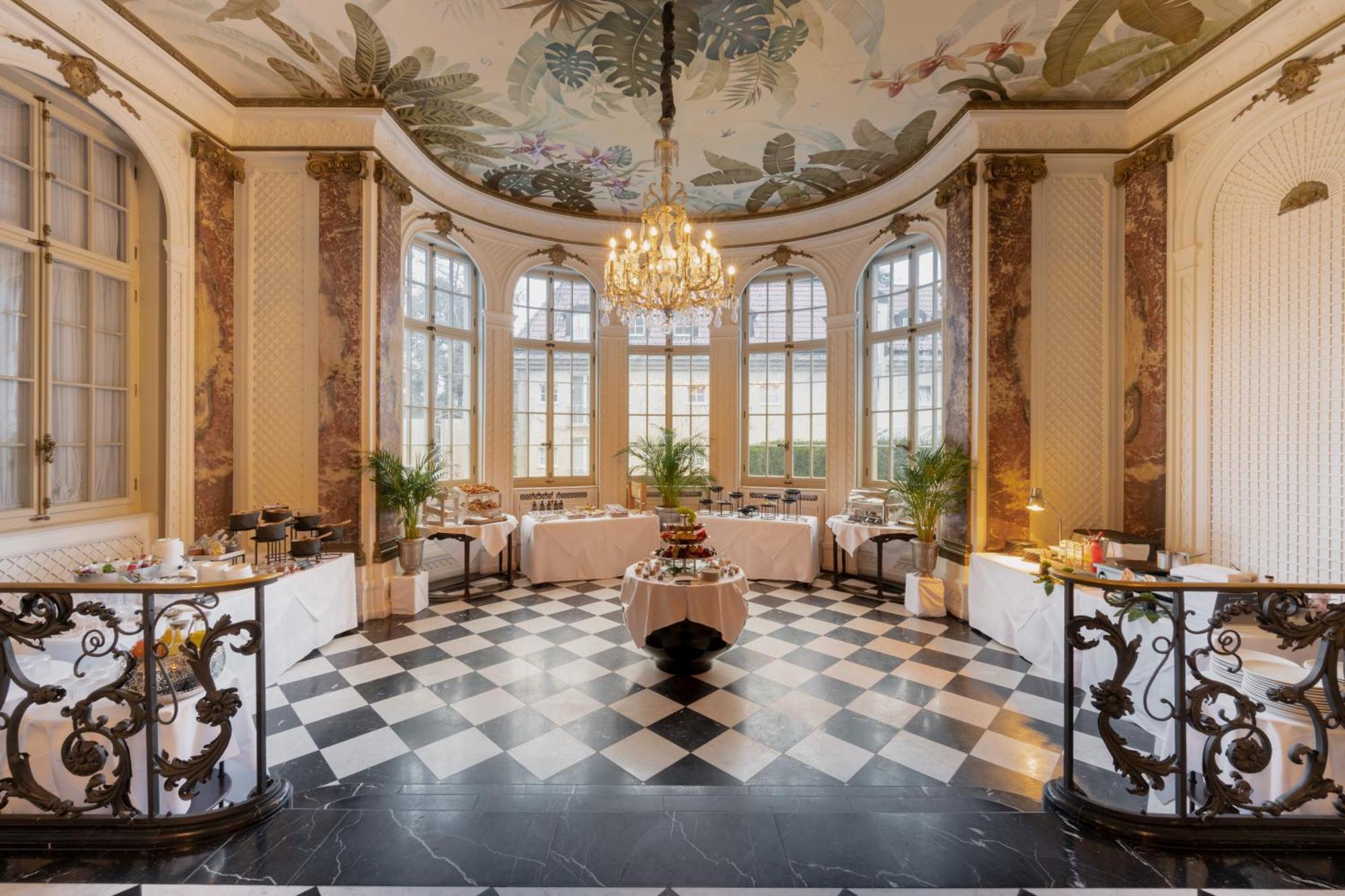Schlosshotel Berlin Luaran gambar The ballroom